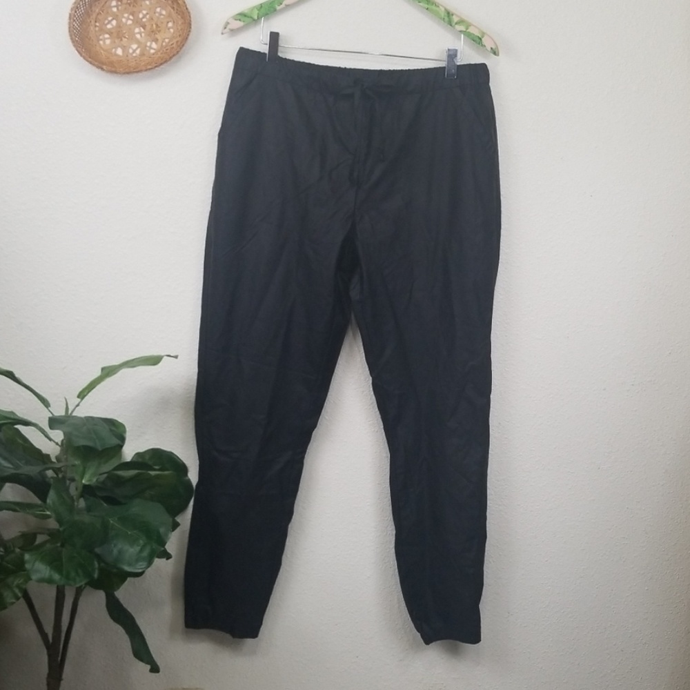 🆕️ JustFab vegan leather joggers L